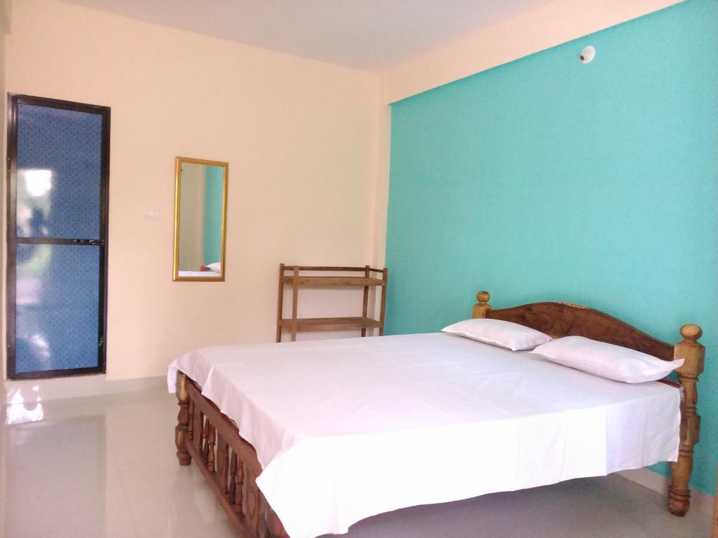 La Blanche Guest House Калангут Экстерьер фото