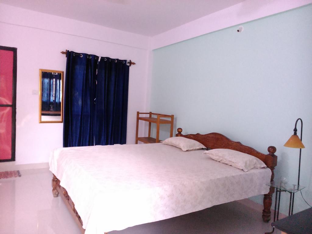 La Blanche Guest House Калангут Номер фото